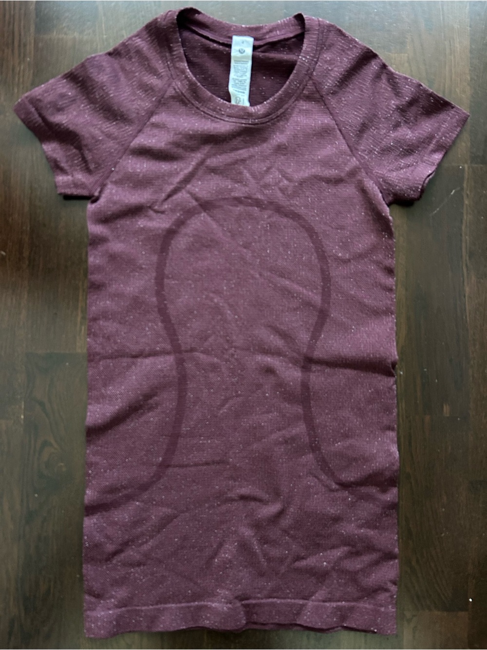 Lululemon Sparkle Swiftly Tech Short-Sleeve Shirt 2.0 Hip Length Size 2